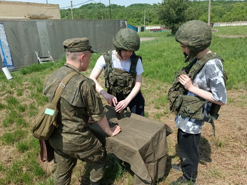 Успешное завершение военно-полевых сборов для десятиклассников
